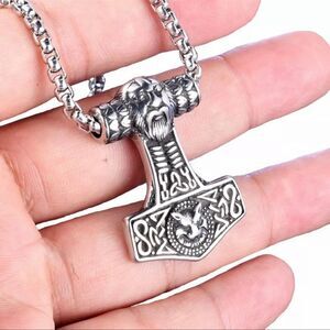 Necklace - Viking Hammer Pendant Chain